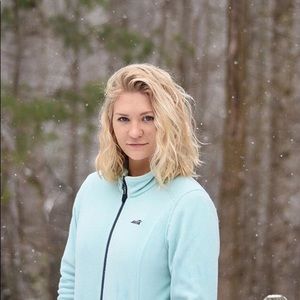 Meet your Posher, Olivia